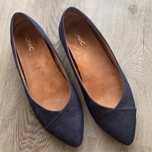 Vionic Caballo Blue Denim Flats Women Size 10